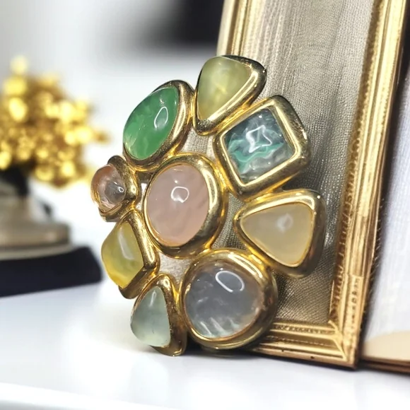 JOAN RIVERS Vintage Pastel Jelly Gripoix Maltese Cross Brooch - Picture 2 of 5